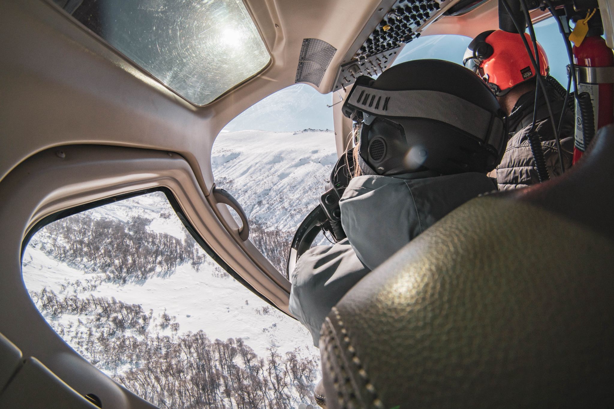 Planning - Every Heliski day starts with a detailed analysis of the weather and snow conditions in the area, carried out by our specialists.